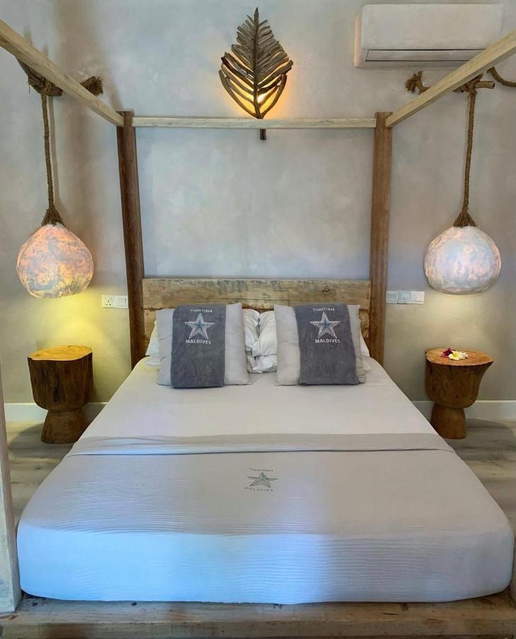 Thari Fushi Luxury Maldivian Experience Hotell Thinadhoo  Exteriör bild